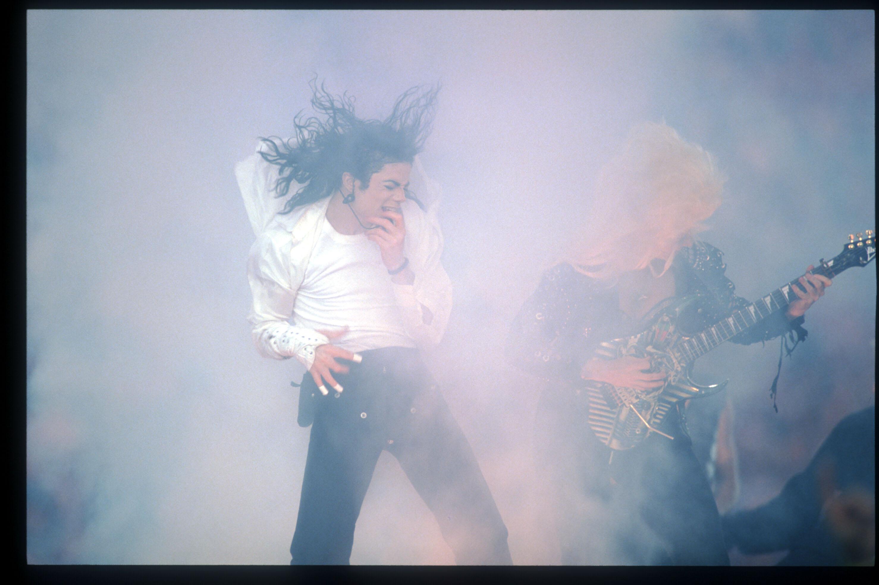 Michael Jackson Performs At Super Bowl XXVII