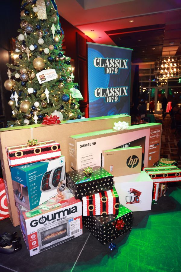 Lady B Holiday Basement Party 2024